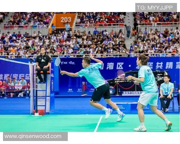 深入分析上海羽毛球队控制打法的战术特点与应用技巧 深入分析上海羽毛球队控制打法的战术特点与应用技巧